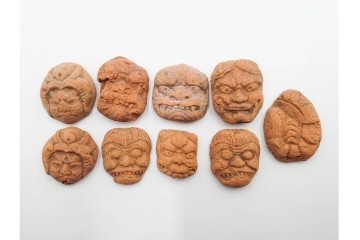 時代物　表情豊かな七福神などの泥面子40点セット　(R-086296)