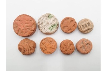 時代物　表情豊かな七福神などの泥面子40点セット　(R-086296)