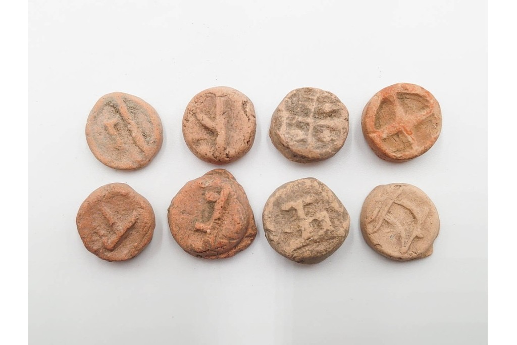 時代物　表情豊かな七福神などの泥面子40点セット　(R-086296)