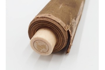 時代物　「日本諸侯之旗印」　大名家の旗印や家紋をまとめた木版画巻物　(R-086303)