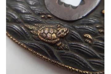 時代武具　竪丸形・丸形・木瓜形　蜻蛉や七福神、魚子地に鶴と亀などの鍔5点セット　(R-086304)