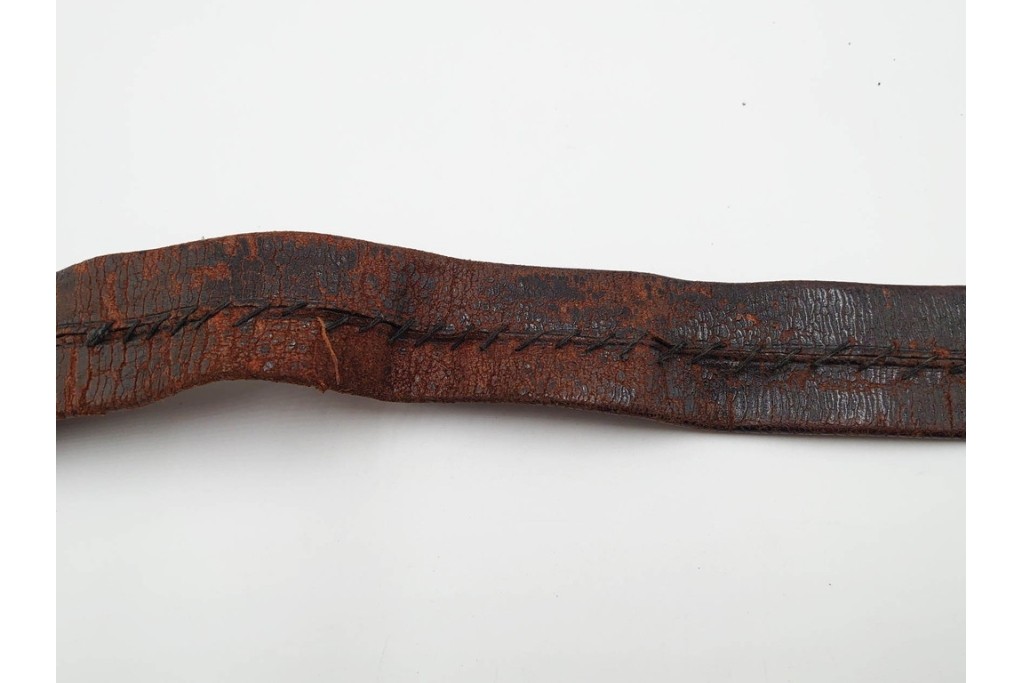 旧日本軍　中国・台湾総督府関連　円形意匠のベルト&バックル　(R-086307)