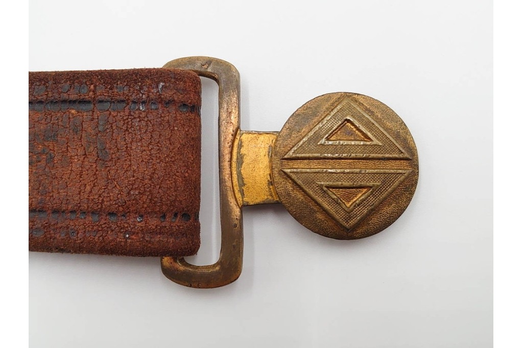 旧日本軍　中国・台湾総督府関連　円形意匠のベルト&バックル　(R-086307)