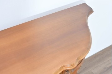 中古　イタリア製　美品　美しい彫刻装飾とマーケットリーが施された特大サイズ(幅2.5メートル)のサイドボード　定価約175万円　(R-086312)