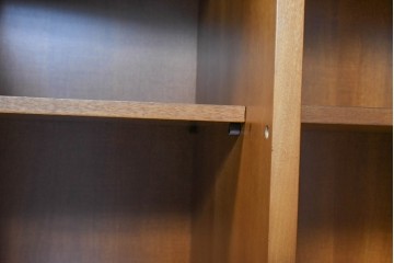 中古　イタリア製　美品　美しい彫刻装飾とマーケットリーが施された特大サイズ(幅2.5メートル)のサイドボード　定価約175万円　(R-086312)