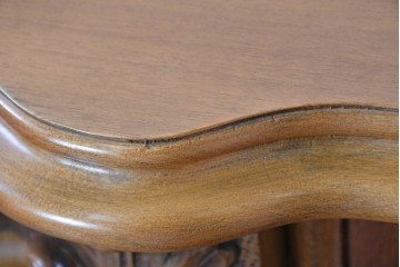 中古　イタリア製　美品　美しい彫刻装飾とマーケットリーが施された特大サイズ(幅2.5メートル)のサイドボード　定価約175万円　(R-086312)