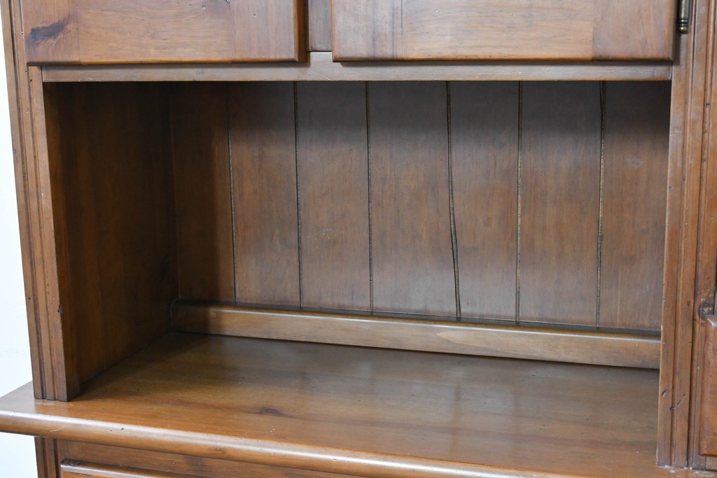 中古　美品　希少な廃番品　ACTUS(アクタス)取り扱い　バレンシアシリーズ　花柄タイルが愛らしいパイン材カップボード　(R-086313)