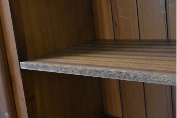 中古　美品　希少な廃番品　ACTUS(アクタス)取り扱い　バレンシアシリーズ　パイン材　花柄タイルが可愛らしい大型のカップボード(R-086314)