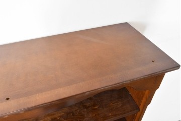 中古　美品　カリモク家具(karimoku)　コロニアルシリーズ　クラシカルな意匠の本棚　定価約18万円　(R-086135)