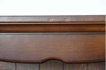 中古　美品　カリモク家具(karimoku)　コロニアルシリーズ　クラシカルな意匠の本棚　定価約18万円　(R-086135)