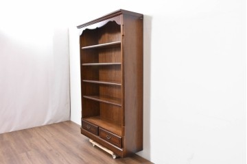 中古　美品　カリモク家具(karimoku)　コロニアルシリーズ　クラシカルな意匠の本棚　定価約18万円　(R-086135)