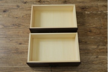 中古　美品　カリモク家具(karimoku)　コロニアルシリーズ　クラシカルな意匠の本棚　定価約18万円　(R-086315)