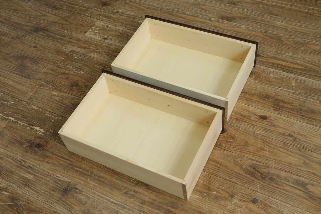 中古　美品　カリモク家具(karimoku)　コロニアルシリーズ　クラシカルな意匠の本棚　定価約18万円　(R-086315)