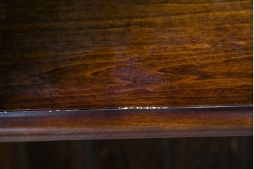 中古　美品　カリモク家具(karimoku)　コロニアルシリーズ　クラシカルな意匠の本棚　定価約18万円　(R-086136)