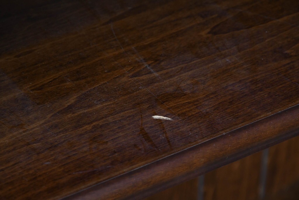 中古　美品　カリモク家具(karimoku)　コロニアルシリーズ　クラシカルな意匠の本棚　定価約18万円　(R-086136)