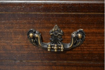 中古　美品　カリモク家具(karimoku)　コロニアルシリーズ　クラシカルな意匠の本棚　定価約18万円　(R-086136)