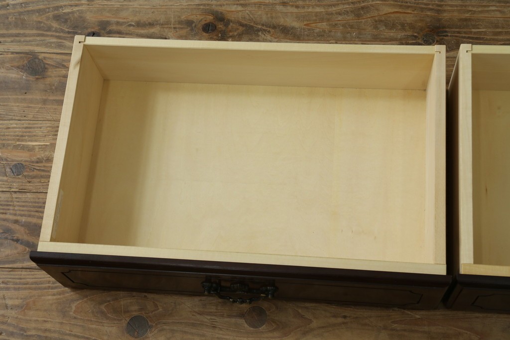 中古　美品　カリモク家具(karimoku)　コロニアルシリーズ　クラシカルな意匠の本棚　定価約18万円　(R-086316)