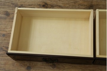 中古　美品　カリモク家具(karimoku)　コロニアルシリーズ　クラシカルな意匠の本棚　定価約18万円　(R-086316)