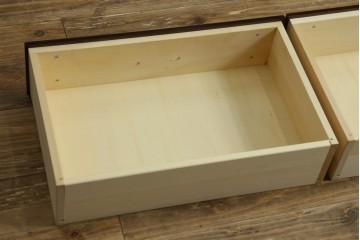 中古　美品　カリモク家具(karimoku)　コロニアルシリーズ　クラシカルな意匠の本棚　定価約18万円　(R-086316)