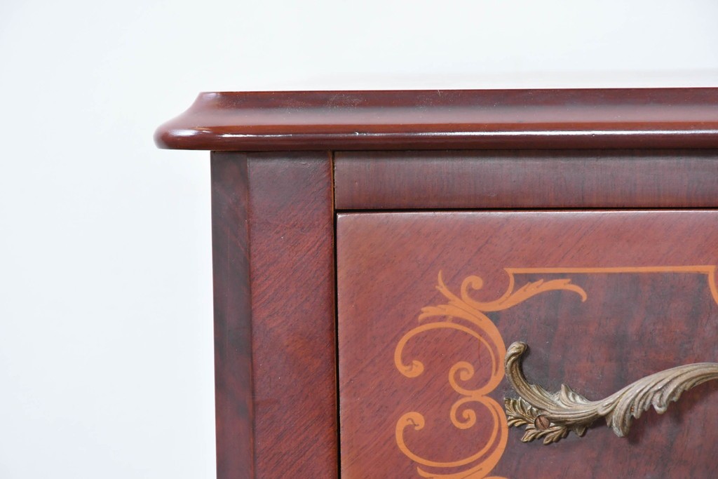 中古　六本木アピス(APIS)取り扱い　イタリア最高級家具　MARCONI ARTE(マルコーニ アルテ)　象嵌装飾が芸術品のような存在感を放つチェスト　定価約46万円　(R-086317)