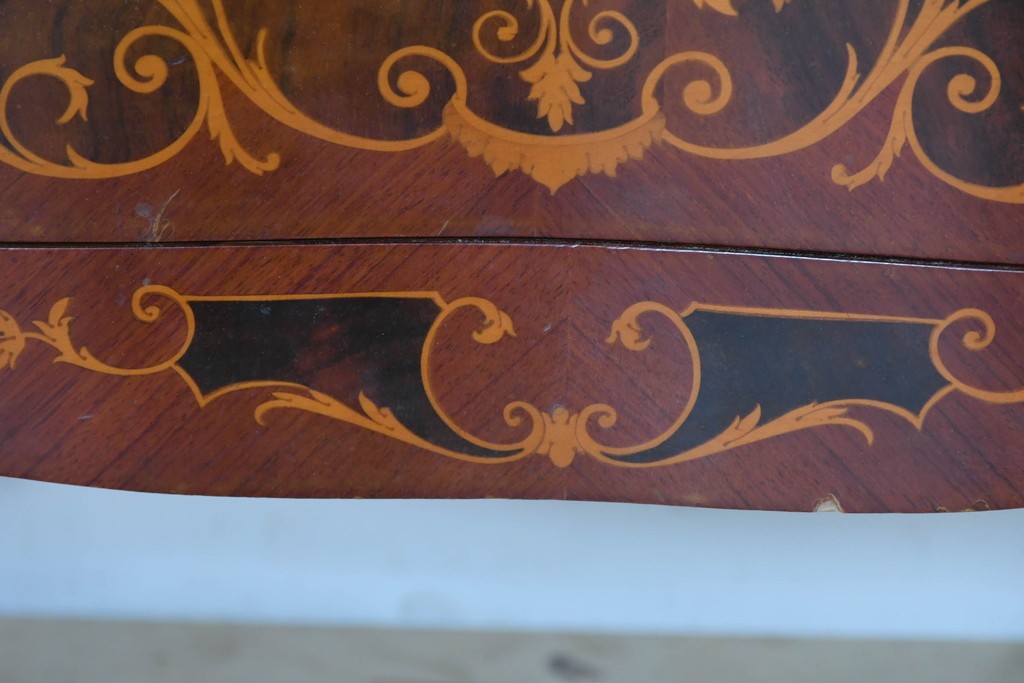 中古　六本木アピス(APIS)取り扱い　イタリア最高級家具　MARCONI ARTE(マルコーニ アルテ)　象嵌装飾が芸術品のような存在感を放つチェスト　定価約46万円　(R-086317)