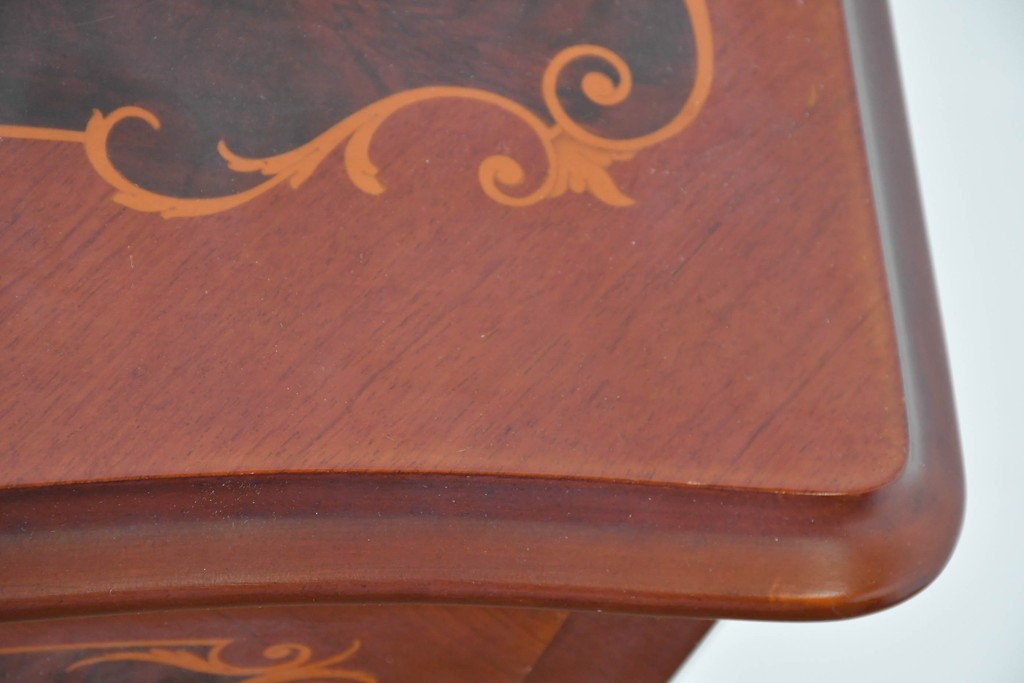 中古　六本木アピス(APIS)取り扱い　イタリア最高級家具　MARCONI ARTE(マルコーニ アルテ)　象嵌装飾が芸術品のような存在感を放つチェスト　定価約46万円　(R-086317)