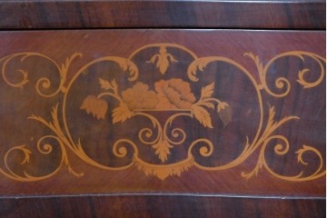 中古　六本木アピス(APIS)取り扱い　イタリア最高級家具　MARCONI ARTE(マルコーニ アルテ)　象嵌装飾が芸術品のような存在感を放つチェスト　定価約46万円　(R-086317)