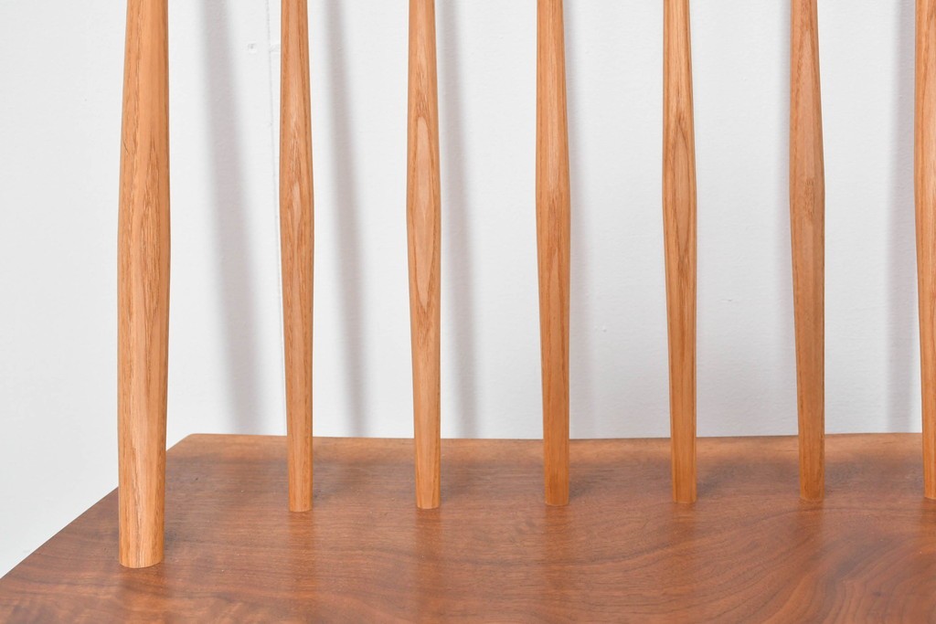 中古　ジョージ・ナカシマ(George Nakashima)　素材を活かした造形が魅力のコノイドベンチ　(R-086319)