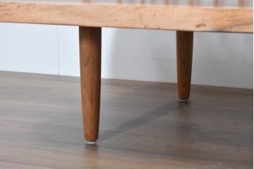 中古　ジョージ・ナカシマ(George Nakashima)　素材を活かした造形が魅力のコノイドベンチ　(R-086319)
