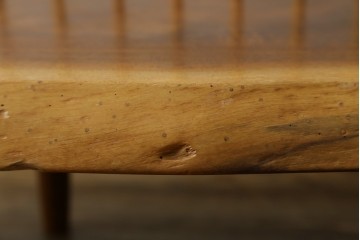 中古　ジョージ・ナカシマ(George Nakashima)　素材を活かした造形が魅力のコノイドベンチ　(R-086319)