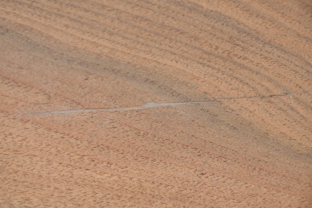 中古　ジョージ・ナカシマ(George Nakashima)　ウォールナット材　素材を活かした造形が魅力のミングレンII(MINGURENII)コーヒーテーブル　(R-086320)