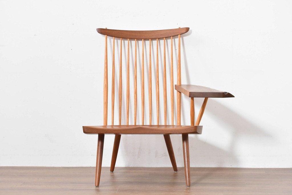 中古　ジョージ・ナカシマ(George Nakashima)　ウォールナット材　LOUNGE ARM(ラウンジアーム)　One Arm(ワンアーム・片肘)　CN103　左アーム付きラウンジチェア　(R-086321)