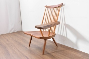 中古　ジョージ・ナカシマ(George Nakashima)　ウォールナット材　LOUNGE ARM(ラウンジアーム)　One Arm(ワンアーム・片肘)　CN103　左アーム付きラウンジチェア　(R-086321)