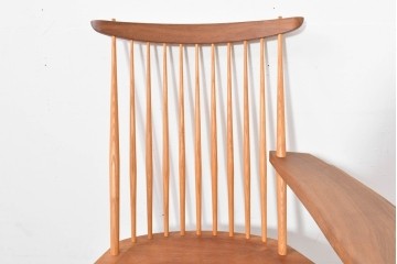 中古　ジョージ・ナカシマ(George Nakashima)　ウォールナット材　LOUNGE ARM(ラウンジアーム)　One Arm(ワンアーム・片肘)　CN103　左アーム付きラウンジチェア　(R-086321)