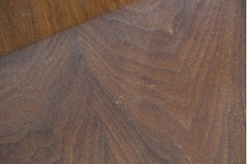 中古　ジョージ・ナカシマ(George Nakashima)　ウォールナット材　LOUNGE ARM(ラウンジアーム)　One Arm(ワンアーム・片肘)　CN103　左アーム付きラウンジチェア　(R-086321)