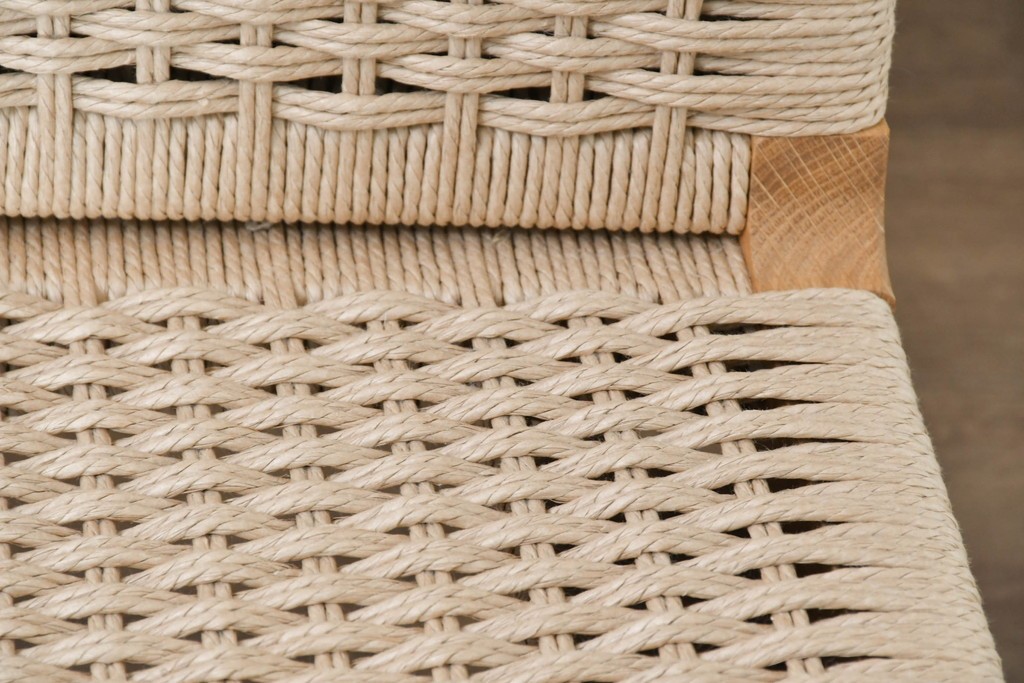 中古　超美品　CARL HANSEN & SON(カール・ハンセン&サン)　Hans J. Wegner(ハンス・J・ウェグナー)デザイン CH25　オーク材　ペーパーコードのラウンジチェア　定価約56万7千円　(R-086323)