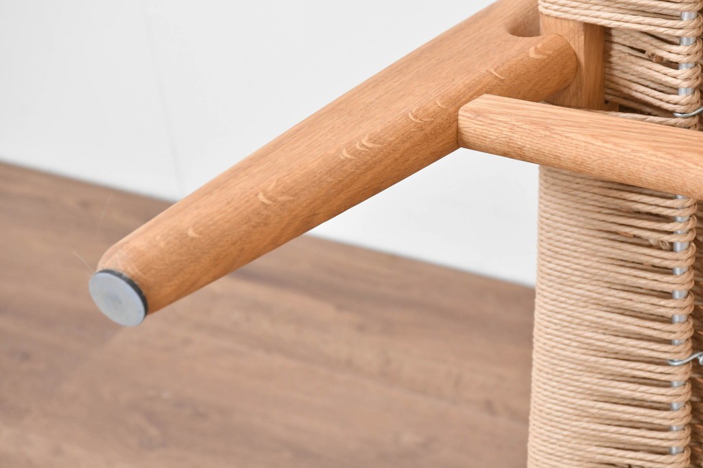 中古　超美品　CARL HANSEN & SON(カール・ハンセン&サン)　Hans J. Wegner(ハンス・J・ウェグナー)デザイン CH25　オーク材　ペーパーコードのラウンジチェア　定価約56万7千円　(R-086323)