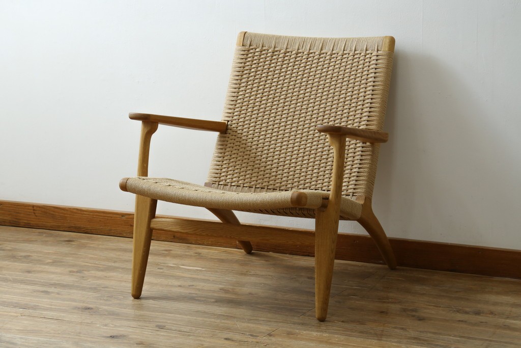中古　超美品　CARL HANSEN & SON(カール・ハンセン&サン)　Hans J. Wegner(ハンス・J・ウェグナー)デザイン CH25　オーク材　ペーパーコードのラウンジチェア　定価約56万7千円　(R-086323)