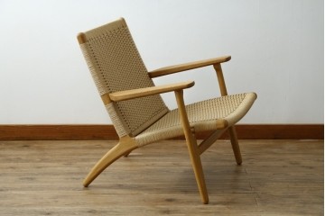 中古　超美品　CARL HANSEN & SON(カール・ハンセン&サン)　Hans J. Wegner(ハンス・J・ウェグナー)デザイン CH25　オーク材　ペーパーコードのラウンジチェア　定価約56万7千円　(R-086323)