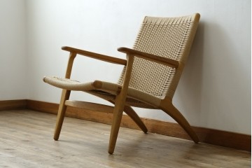 中古　超美品　CARL HANSEN & SON(カール・ハンセン&サン)　Hans J. Wegner(ハンス・J・ウェグナー)デザイン CH25　オーク材　ペーパーコードのラウンジチェア　定価約56万7千円　(R-086323)