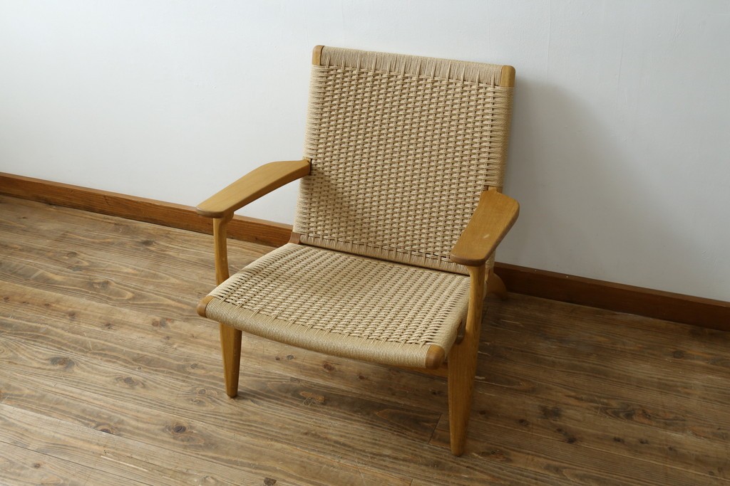 中古　超美品　CARL HANSEN & SON(カール・ハンセン&サン)　Hans J. Wegner(ハンス・J・ウェグナー)デザイン CH25　オーク材　ペーパーコードのラウンジチェア　定価約56万7千円　(R-086323)