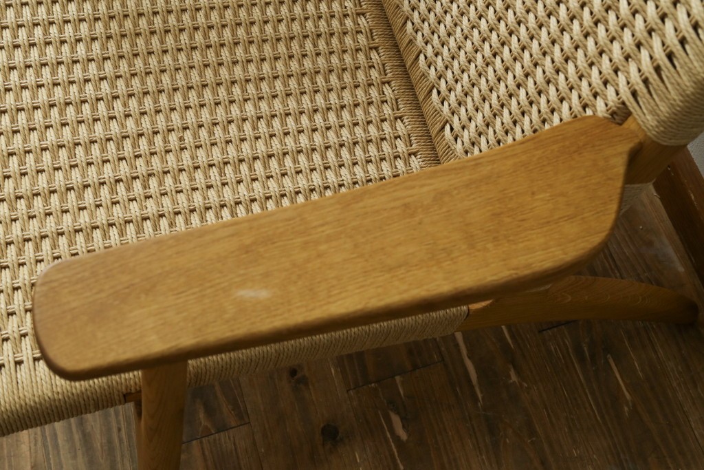 中古　超美品　CARL HANSEN & SON(カール・ハンセン&サン)　Hans J. Wegner(ハンス・J・ウェグナー)デザイン CH25　オーク材　ペーパーコードのラウンジチェア　定価約56万7千円　(R-086323)