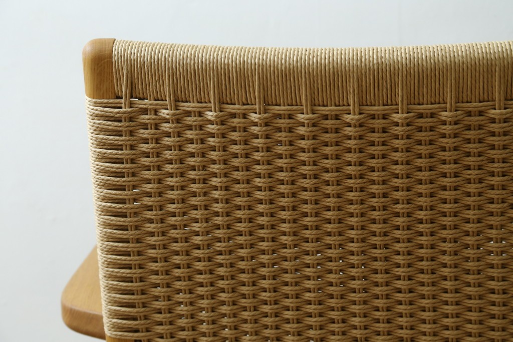 中古　超美品　CARL HANSEN & SON(カール・ハンセン&サン)　Hans J. Wegner(ハンス・J・ウェグナー)デザイン CH25　オーク材　ペーパーコードのラウンジチェア　定価約56万7千円　(R-086323)