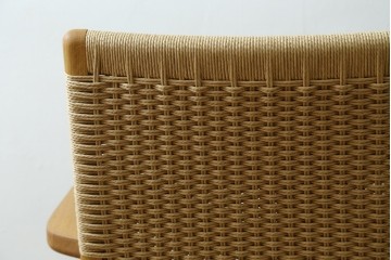 中古　超美品　CARL HANSEN & SON(カール・ハンセン&サン)　Hans J. Wegner(ハンス・J・ウェグナー)デザイン CH25　オーク材　ペーパーコードのラウンジチェア　定価約56万7千円　(R-086323)