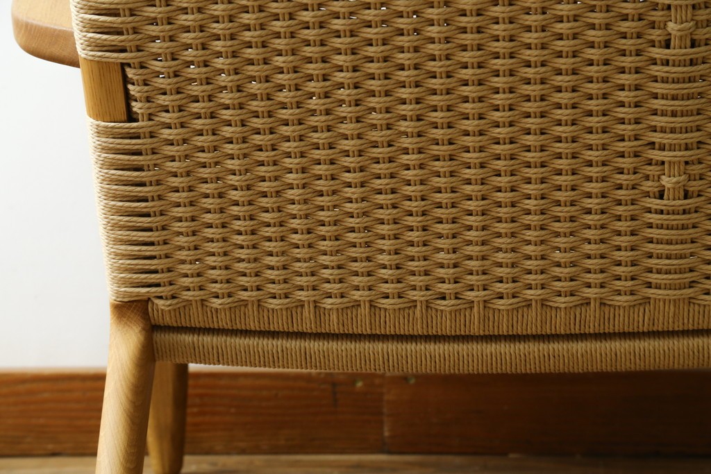中古　超美品　CARL HANSEN & SON(カール・ハンセン&サン)　Hans J. Wegner(ハンス・J・ウェグナー)デザイン CH25　オーク材　ペーパーコードのラウンジチェア　定価約56万7千円　(R-086323)