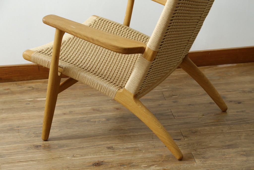 中古　超美品　CARL HANSEN & SON(カール・ハンセン&サン)　Hans J. Wegner(ハンス・J・ウェグナー)デザイン CH25　オーク材　ペーパーコードのラウンジチェア　定価約56万7千円　(R-086323)