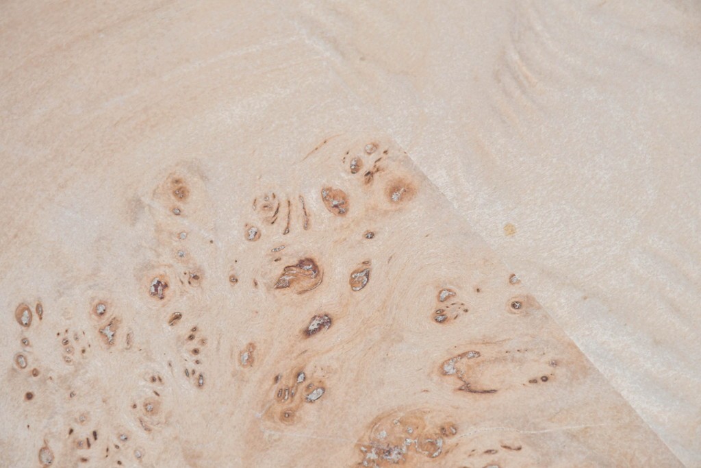 中古　美品　ZARA HOME(ザラホーム)　根木　端正なキューブフォルムのサイドテーブル　(R-086324)