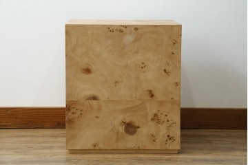 中古　美品　ZARA HOME(ザラホーム)　ポプラ材 瘤杢　キューブフォルムのサイドテーブル　(R-086324)