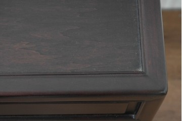 和製ヴィンテージ　美品　オリエンタルデザイン　足元のすっきりとした意匠が魅力のコーヒーテーブル　(R-086325)