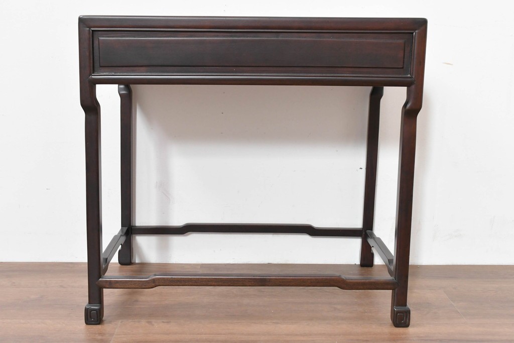 和製ヴィンテージ　美品　オリエンタルデザイン　足元のすっきりとした意匠が魅力のコーヒーテーブル　(R-086325)